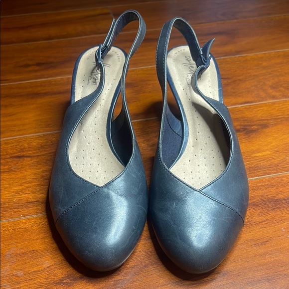Clarks Dancer Mix Pump Women's Blue Leather Slingback Heels Wood Grain Size 7.5 - Picture 1 of 7